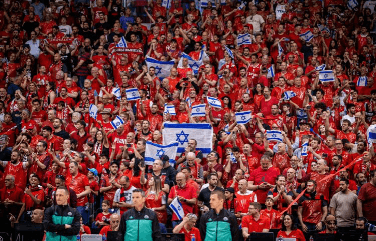 «Эфес» и «Фенер» раскритиковали Евролигу