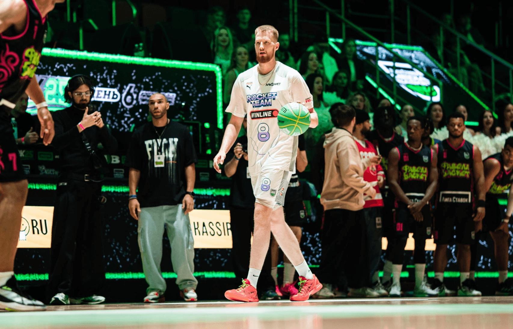 Алекс-Сергей Котов нашел команду в Канаде